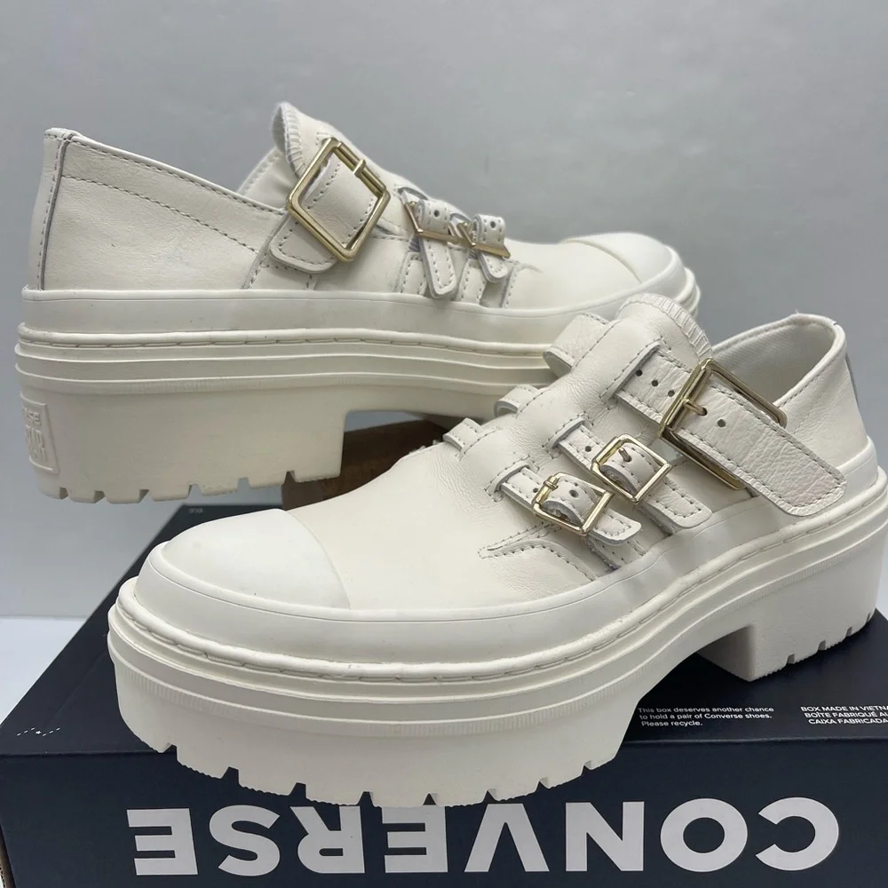 Converse • Wmns Chuck Taylor All Star Lugged Heel Mary Jane Platforms - Picture 7 of 16